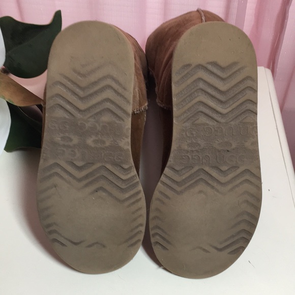 UGG classic tall boots size 5 - Picture 5 of 6